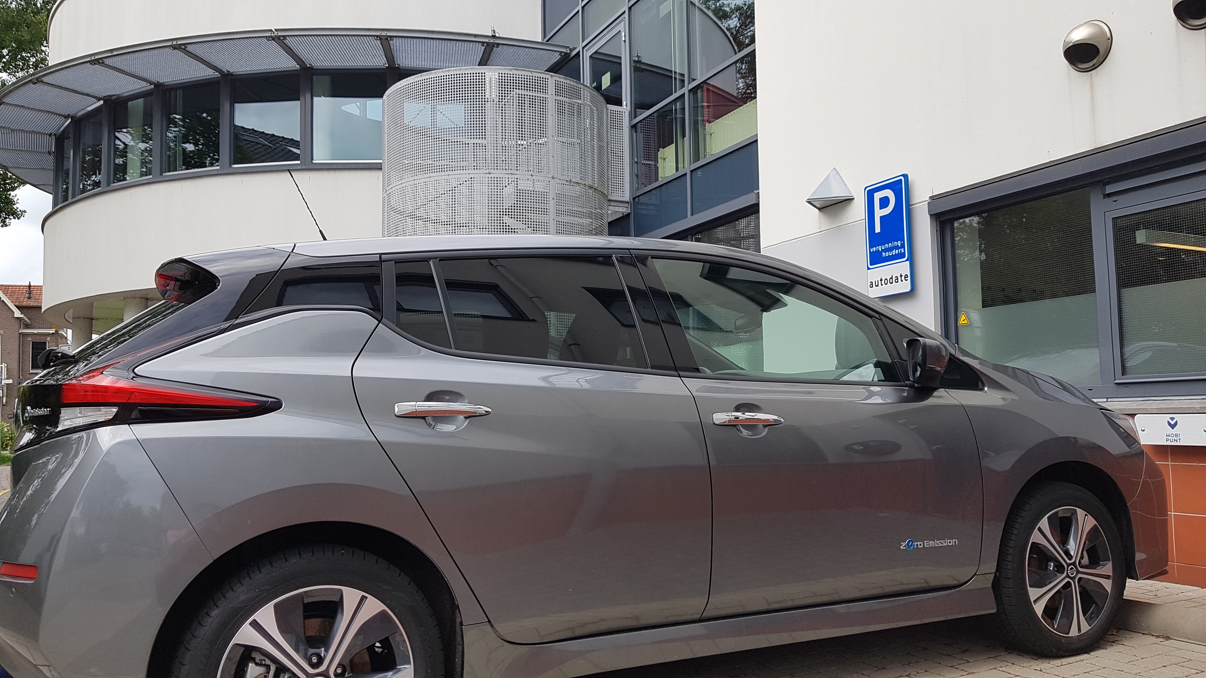 Krijg persoonlijke uitleg over het gebruik van de deelauto