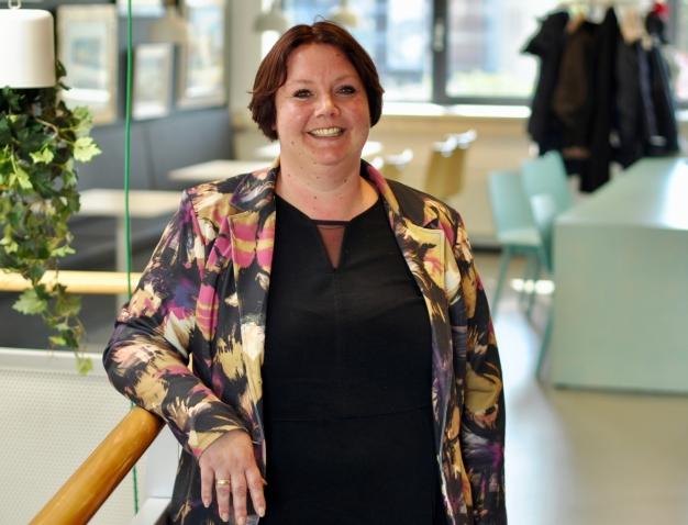 Trouwambtenaar Fleur van Otegem