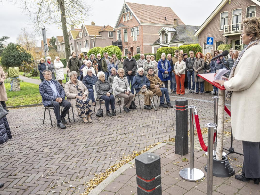 Onthulling gedenkteken Tanja Groen en Peter R. de Vries